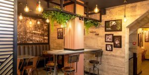 Chaiiwala-shop-high-seating